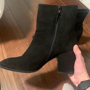 Stuart Weitzman black suede boots size 9
